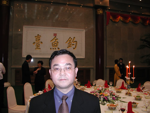 中国激光网专访我司董事长陈义红博士