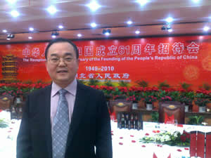 陈博士出席湖北省和武汉市国庆招待会